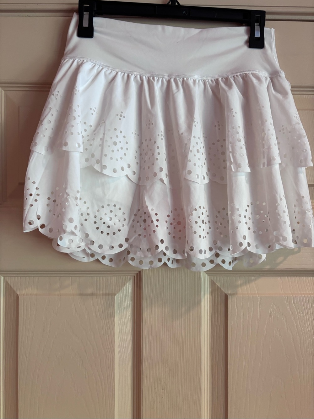 Offline by aerie White Eyelet Tiered Skort Athletic Fabric